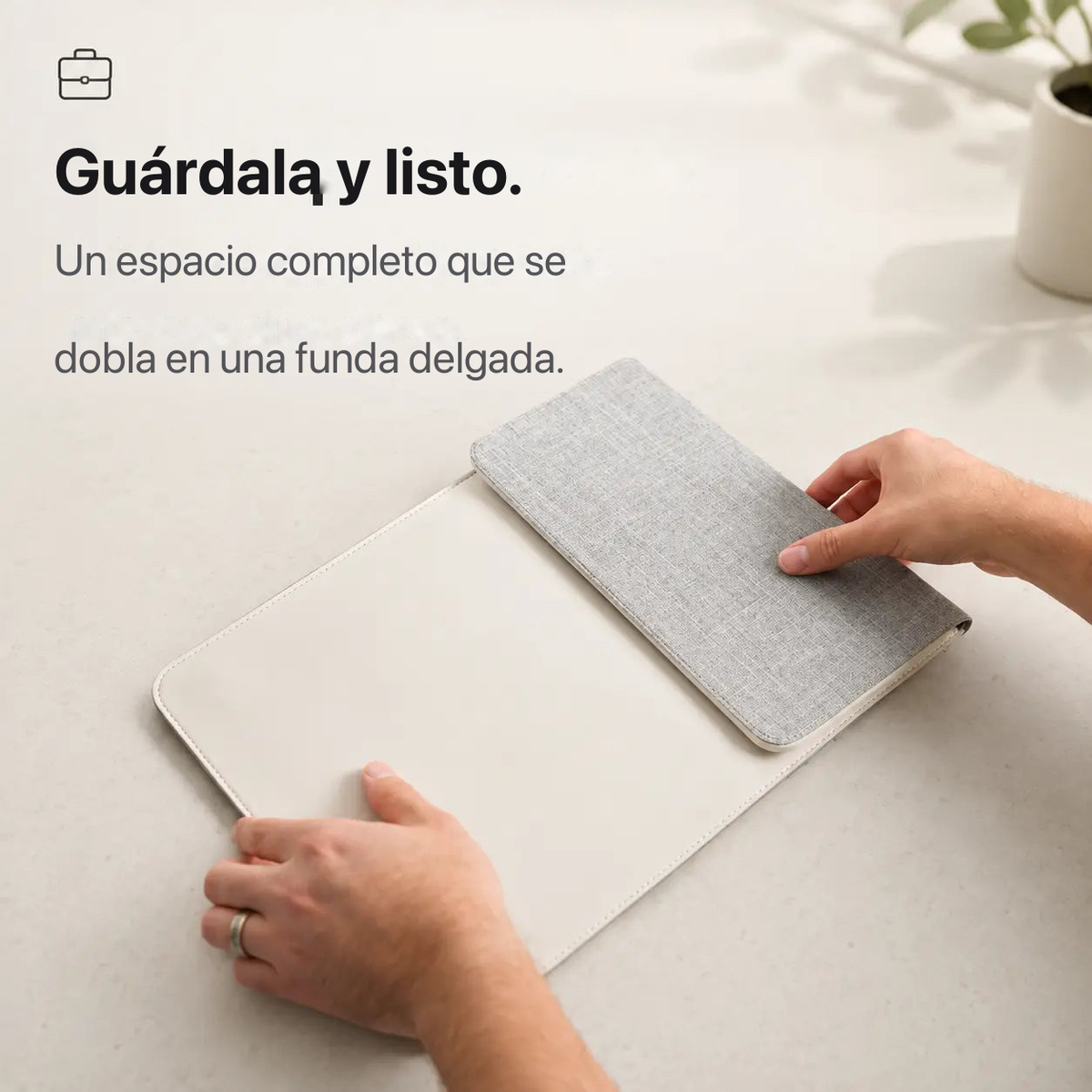 MagDesk Sleeve — Funda Escritorio con Carga Inalámbrica 5-en-1